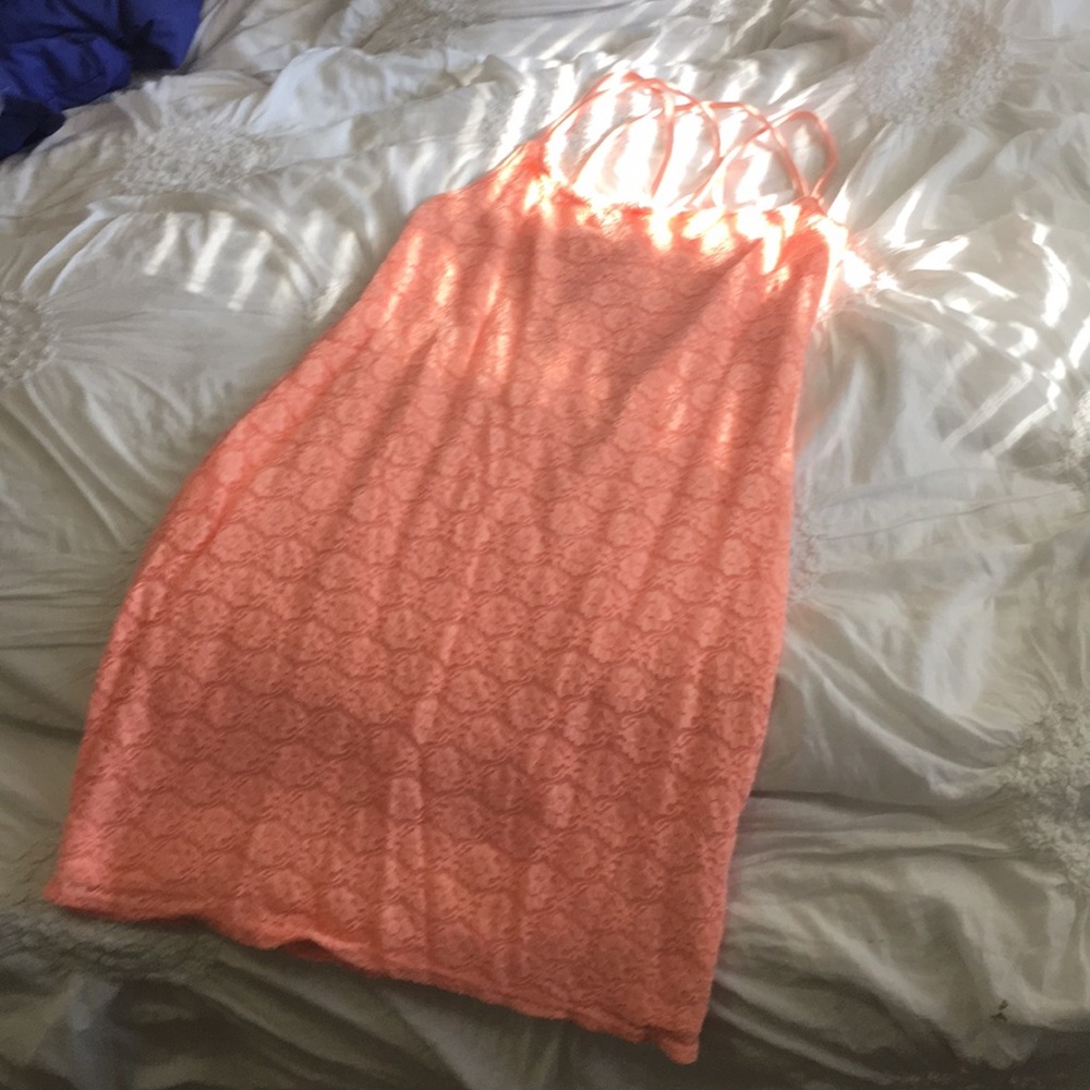 Dress - Picture 2 of 6